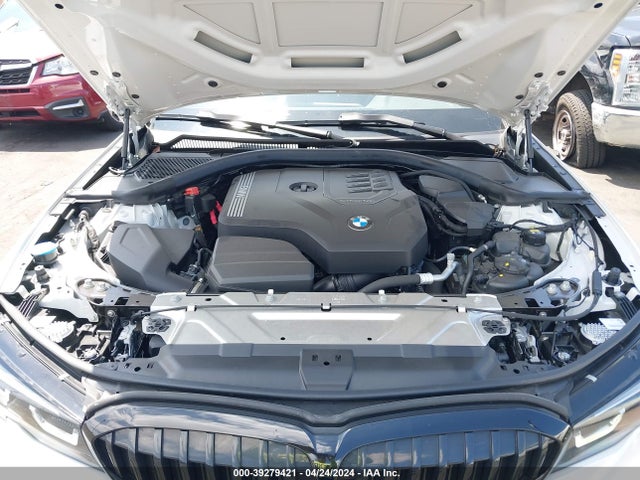 3MW5R1J02N8C41858 BMW 330I