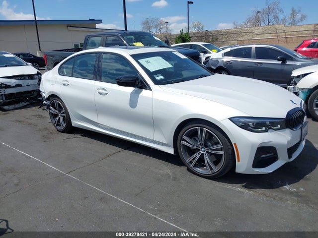 3MW5R1J02N8C41858 BMW 330I