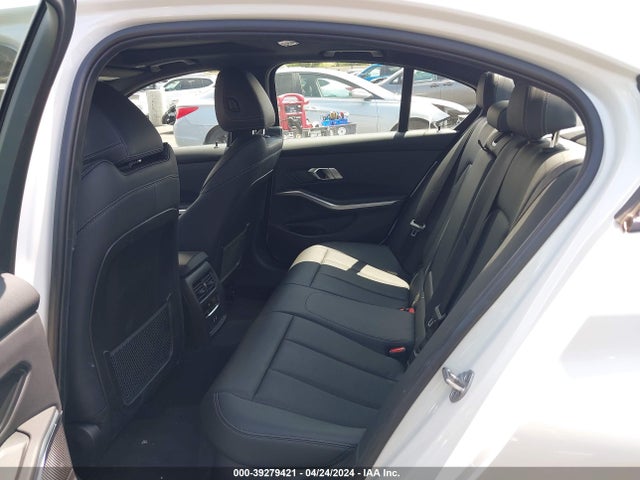 3MW5R1J02N8C41858 BMW 330I