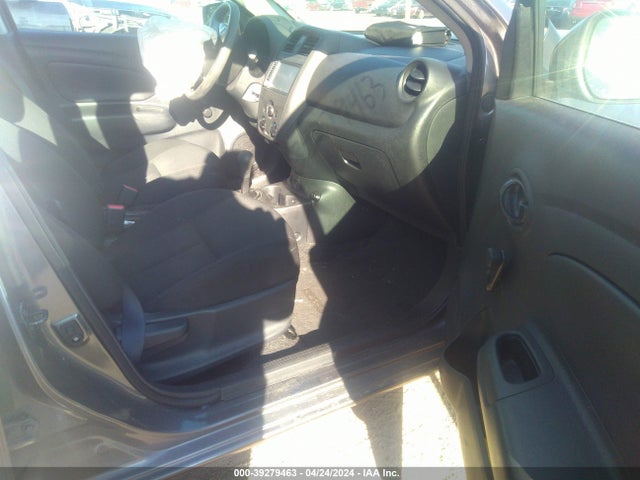 Nissan Versa 1.6 S+ 2019 3N1CN7APXKL816242 Image 5