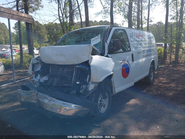 Chevrolet Express 2500 Work Van 2016 1GCWGAFF9G1226355 Image 2