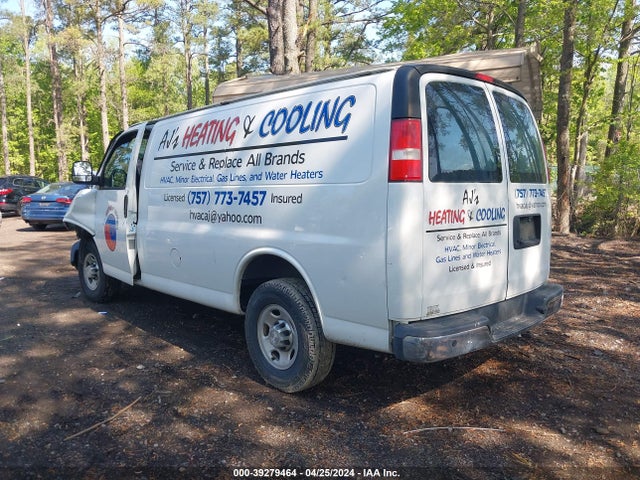 Chevrolet Express 2500 Work Van 2016 1GCWGAFF9G1226355 Image 3