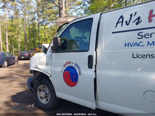 Chevrolet Express 2500 Work Van 2016 1GCWGAFF9G1226355 Image 6