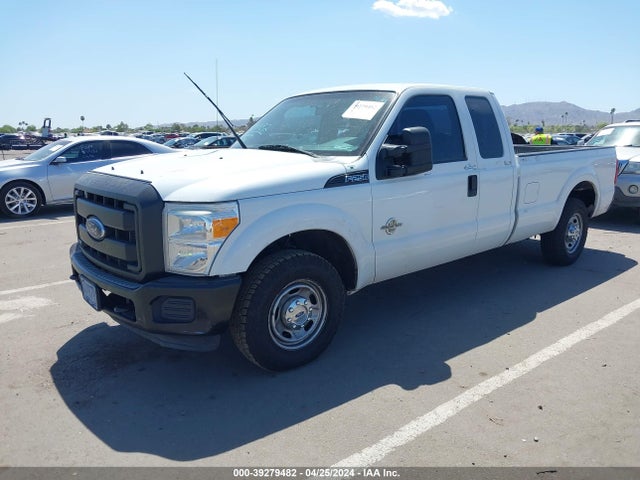 Ford F-250 Xl 2014 1FT7X2AT7EEB43195 Image 2