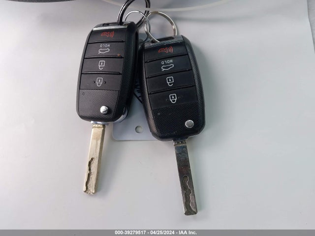 KIA Optima Lx 2020 5XXGT4L3XLG389378 Image 11