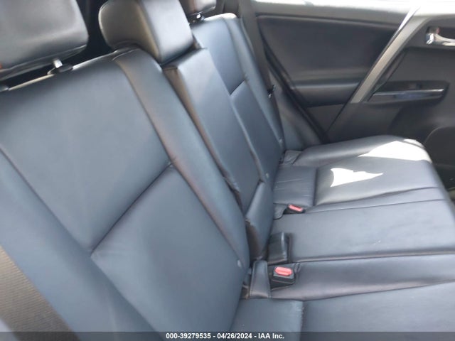 Toyota RAV4 SE 2018 2T3JFREV4JW790430 Image 8