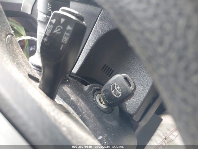 Toyota COROLLA LE 2014 5YFBURHE2EP147757 Image 11