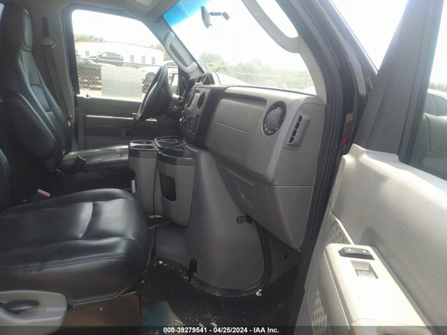 Ford E-350 Super Duty Xlt 2014 1FBSS3BL1EDB03900 Image 5