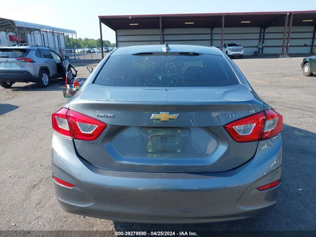 Chevrolet Cruze Lt Auto 2018 1G1BE5SM4J7124250 Image 16