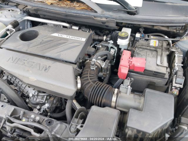 JN8BT3DC4NW119197 Nissan Rogue Platinum Fwd