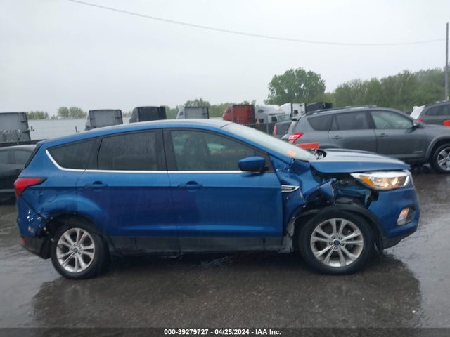 Ford ESCAPE SE 2019 1FMCU0GD0KUC26069 Image 13