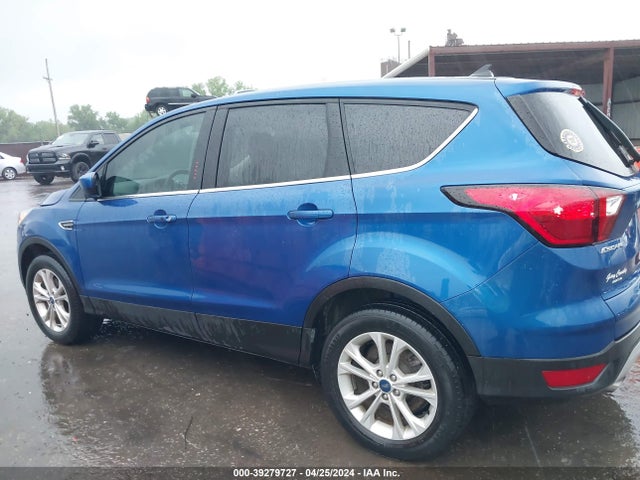 Ford ESCAPE SE 2019 1FMCU0GD0KUC26069 Image 14