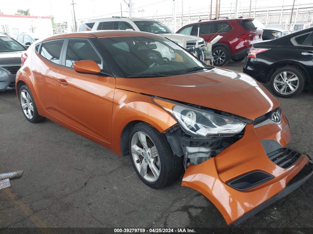 2015 KMHTC6AD2FU238132 main image