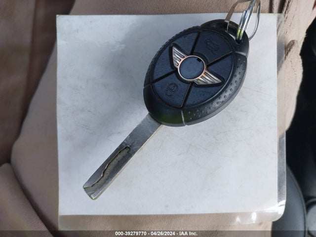 2005 MINI COOPER WMWRC33555TK60677 Photo 10