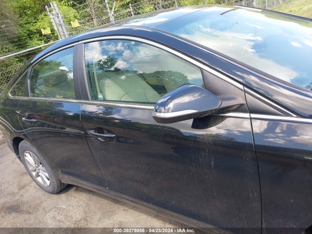 Hyundai SONATA ECO 2015 5NPE24AA6FH163438 Image 13