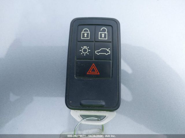 YV449MRS8H2105613 Volvo Xc60 T6 R-design