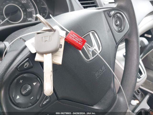 5J6RM3H3XEL013382 Honda CR-V LX