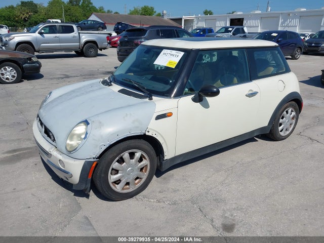 2004 MINI COOPER WMWRC33404TJ58547 Photo 1