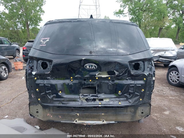 KIA SEDONA LX 2017 KNDMB5C1XH6335353 Image 17