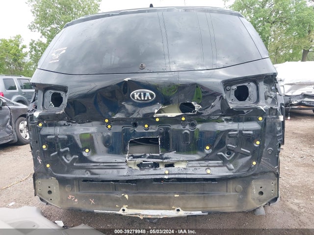 KIA SEDONA LX 2017 KNDMB5C1XH6335353 Image 6