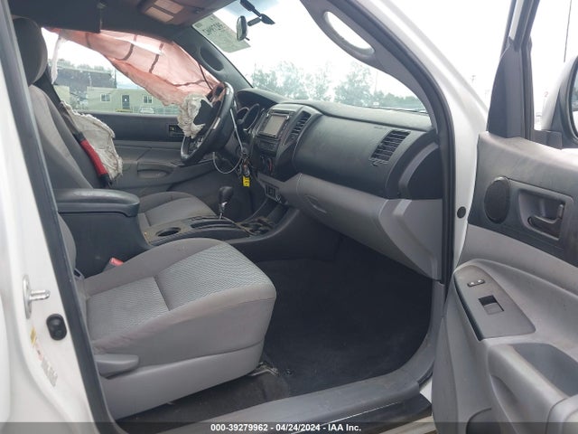 Toyota Tacoma Prerunner 2014 5TFJX4GN3EX027166 Image 5