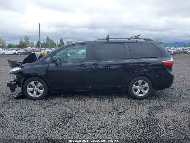 Toyota Sienna Le 8 Passenger 2015 5TDKK3DC3FS657731 Image 15