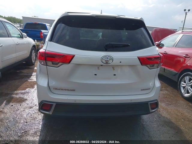 Toyota Highlander Limited 2019 5TDYZRFH8KS341771 Image 16