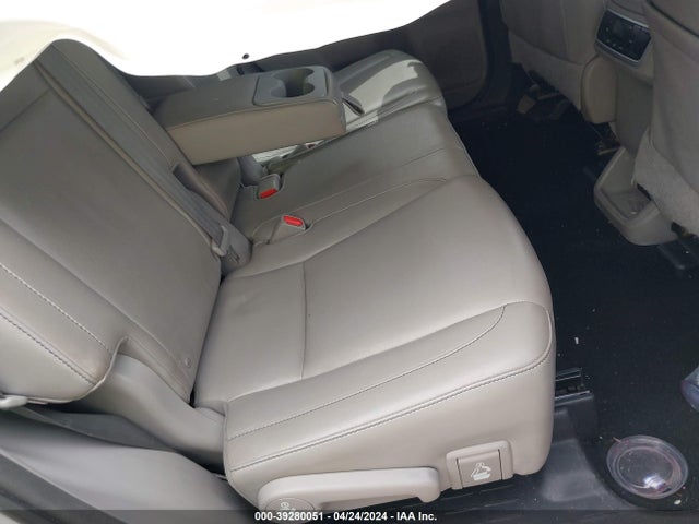 Toyota Highlander Xle V6 2016 5TDKKRFH8GS128157 Image 8