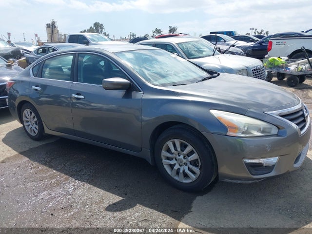 Nissan Altima 2.5 S 2015 1N4AL3AP1FN312712 Image 1