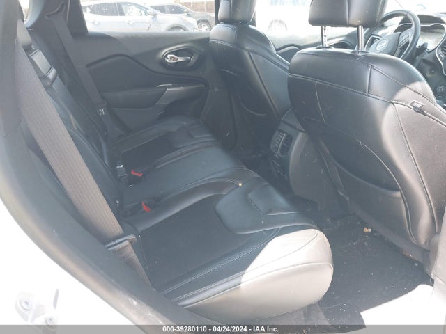 Jeep Cherokee Latitude Plus 2019 1C4PJLLB8KD122787 Image 8