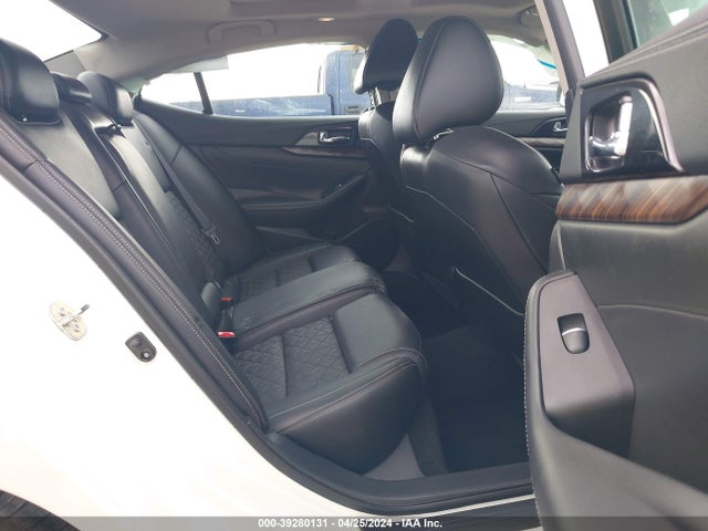 Nissan Maxima 3.5 Platinum 2017 1N4AA6AP6HC416537 Image 8