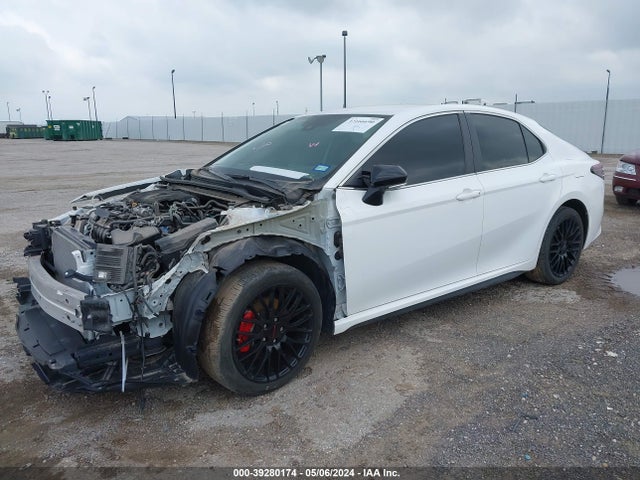 Toyota CAMRY SE 2022 4T1G11AK7NU628585 Image 2