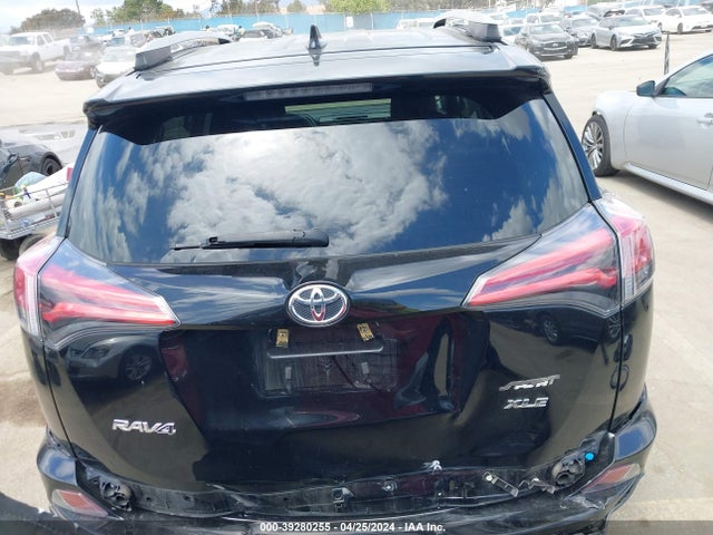 Toyota Rav4 Xle 2018 2T3WFREVXJW461592 Image 16