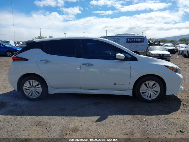 Nissan LEAF S 2018 1N4AZ1CP7JC316977 Image 13