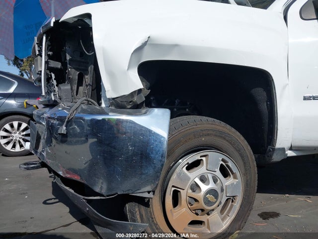 Chevrolet Silverado 2500hd Wt 2019 2GC2CREG8K1135809 Image 18