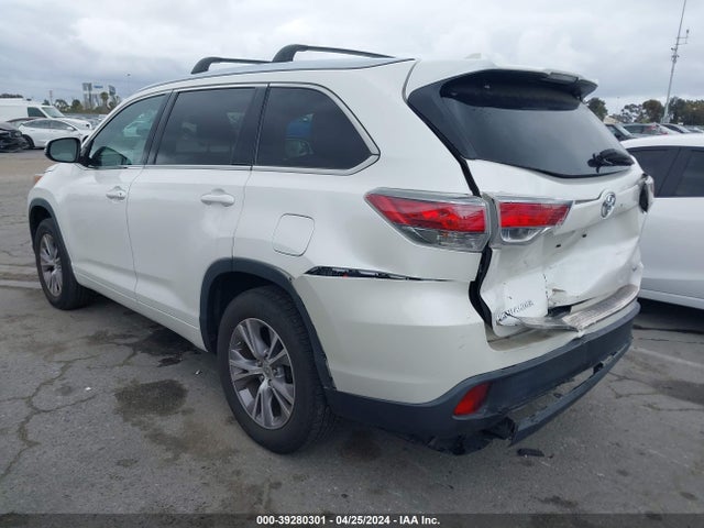 Toyota Highlander Xle V6 2015 5TDKKRFH9FS113133 Image 3