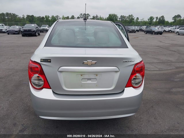 Chevrolet Sonic Ls Auto 2015 1G1JA5SH5F4164517 Image 17