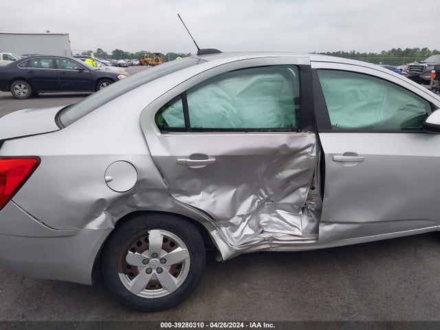 Chevrolet Sonic Ls Auto 2015 1G1JA5SH5F4164517 Image 6