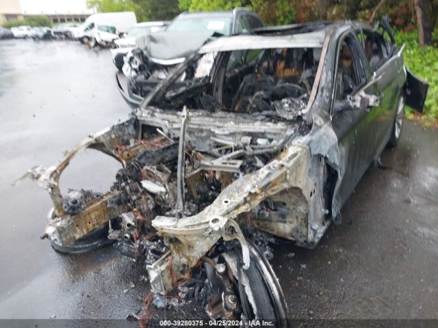 WBA5A5C59GG352385 BMW 528I