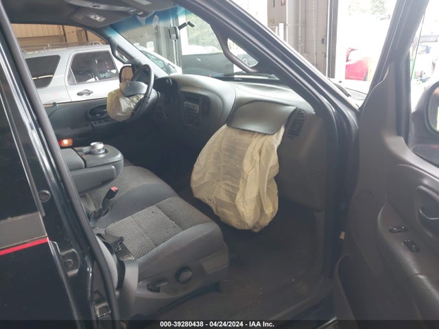 Продаж на аукціоні авто 2002 Ford F-150 Lariat/xlt, vin: 1FTRW08L02KB73187, номер лоту: 39280438