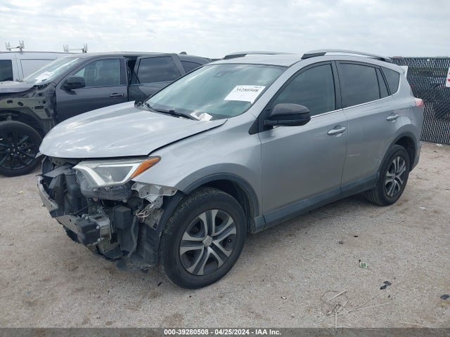 Toyota RAV4 LE 2017 2T3ZFREV1HW334950 Image 2