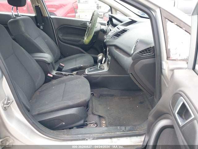 Ford FIESTA SE 2016 3FADP4BJ6GM101163 Image 5