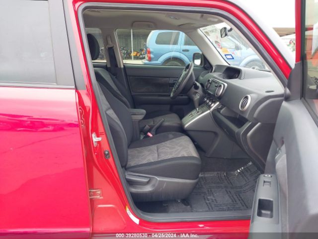 JTLZE4FE6EJ053231 Scion XB