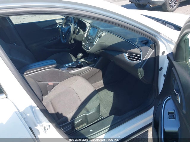 Chevrolet MALIBU LT 2018 1G1ZD5ST0JF270515 Image 5