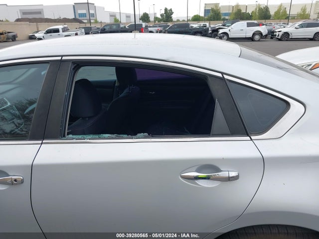 Nissan Altima 2.5 S 2016 1N4AL3AP4GN352087 Image 12