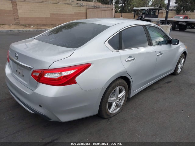 Nissan Altima 2.5 S 2016 1N4AL3AP4GN352087 Image 4