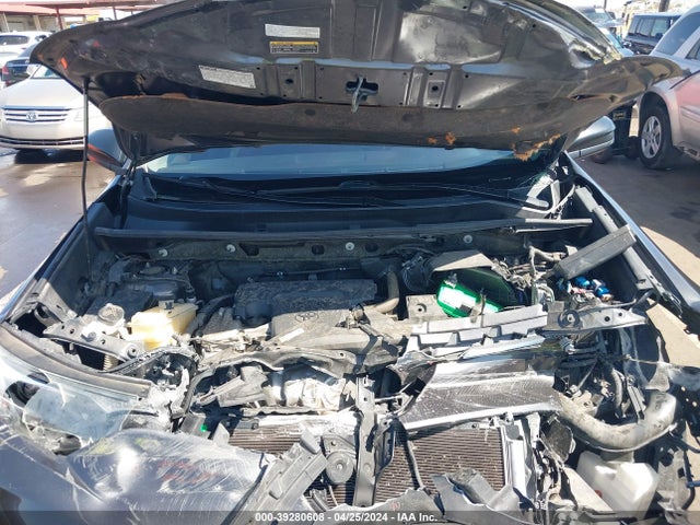 Toyota RAV4 LE 2018 JTMZFREV2JJ181807 Image 10