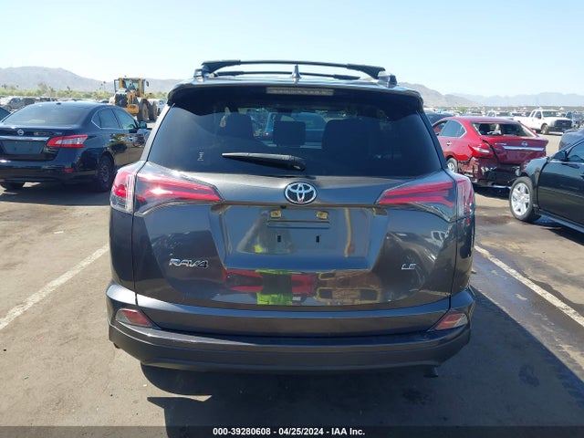 Toyota RAV4 LE 2018 JTMZFREV2JJ181807 Image 16