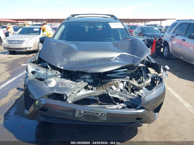 Toyota RAV4 LE 2018 JTMZFREV2JJ181807 Image 6