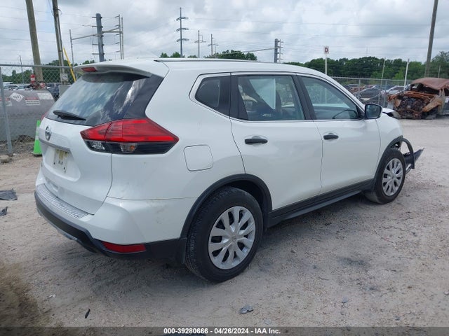 Nissan ROGUE S 2017 JN8AT2MTXHW134345 Image 4